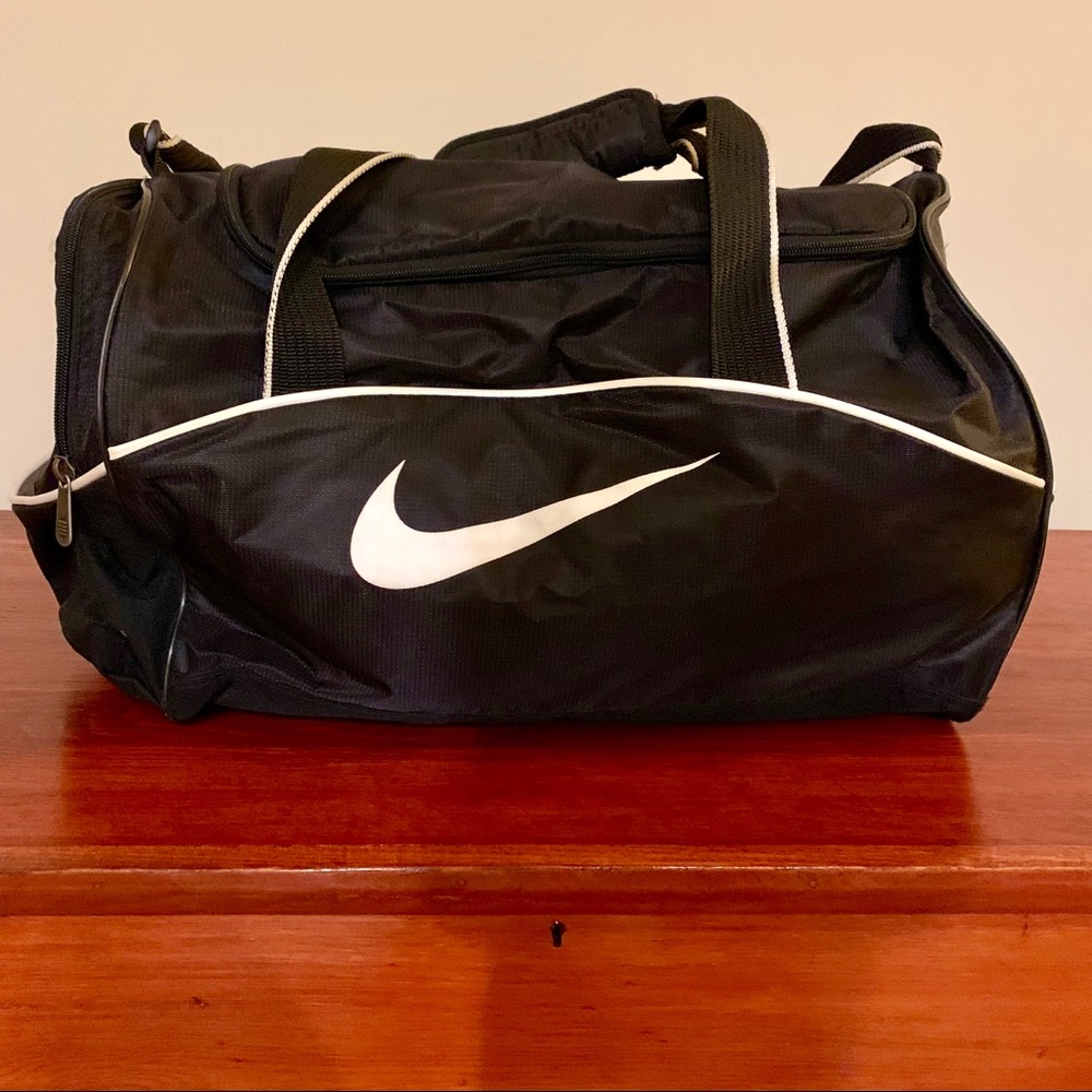 Large Nike Duffle Bag
